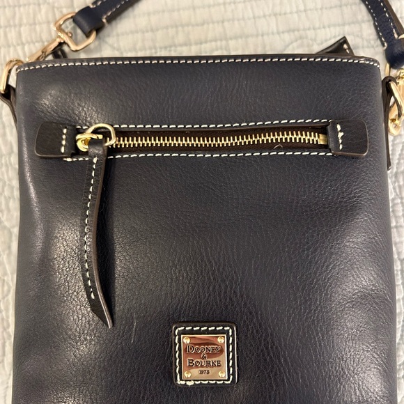 Dooney and Bourke Small Zip Top Crossbody in midnight blue, Smooth Leather - Picture 8 of 11